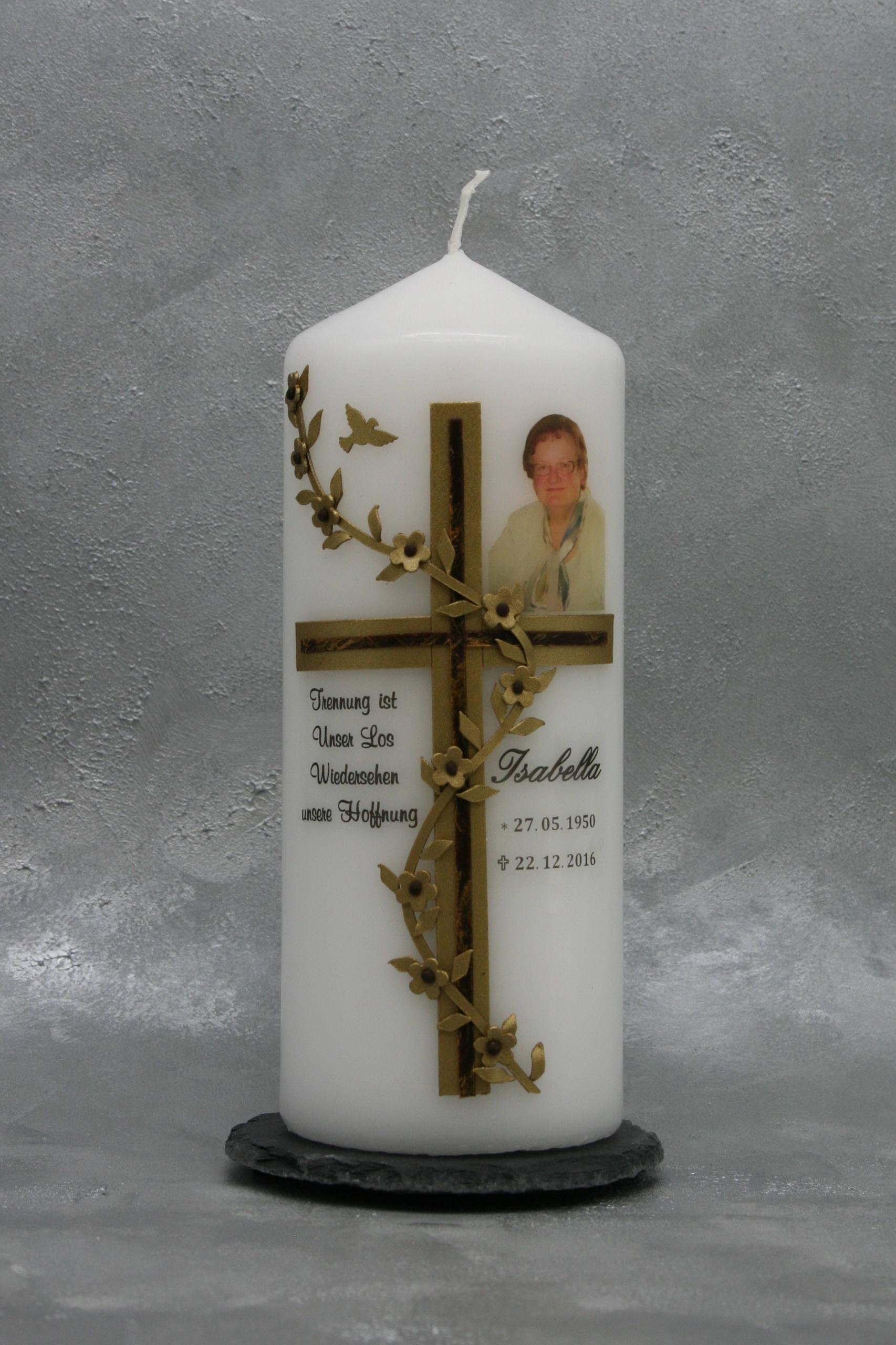 Trauerkerze mit Kreuz, Blumenranken und Foto