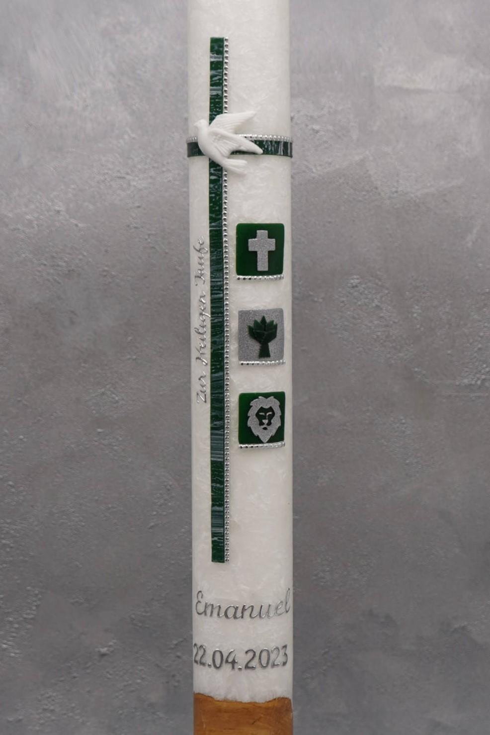Taufkerze mit Holzelement