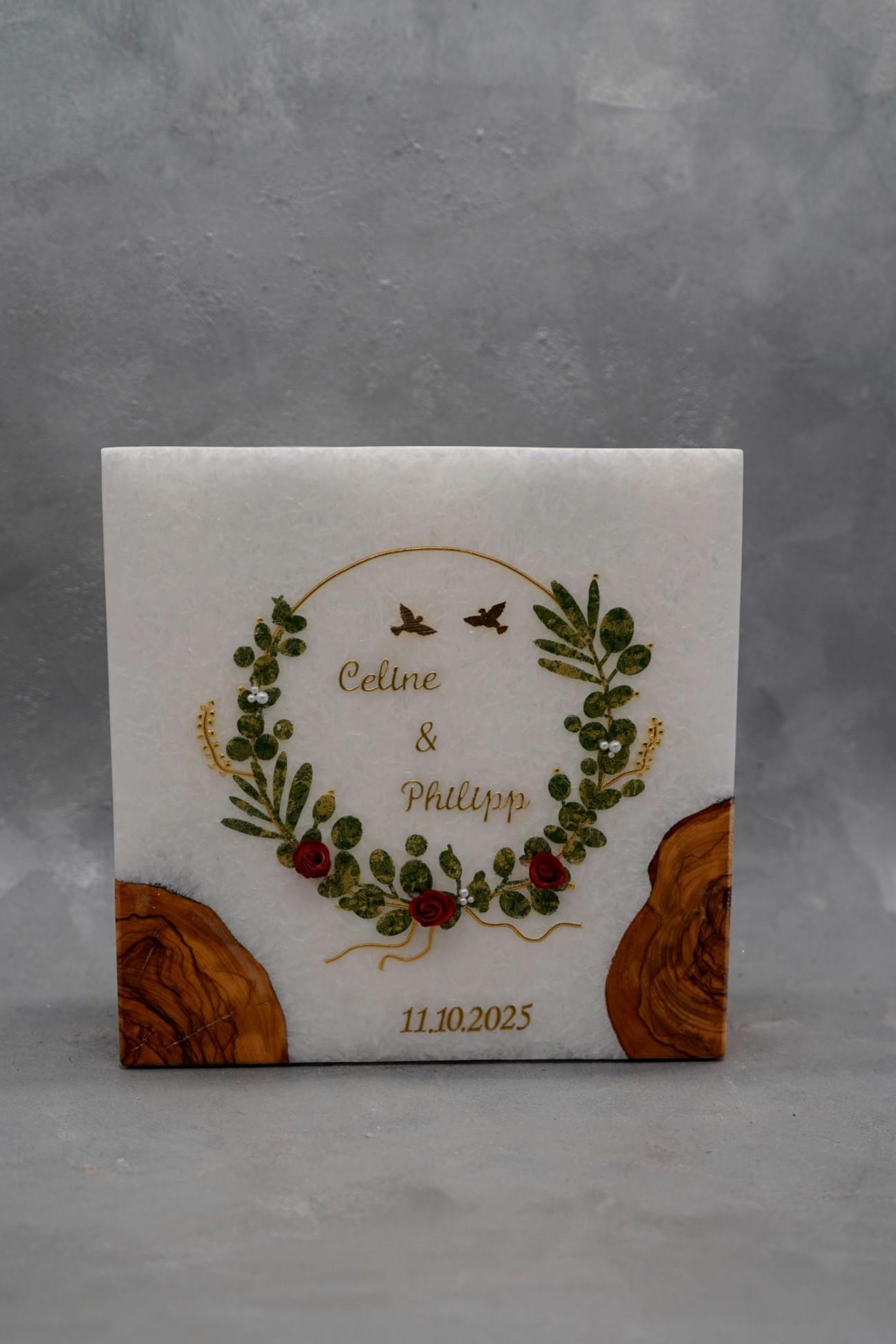 Hochzeitskerze mit eingegossenem Holz und 2 Teelichteinsätzen Eukalyptus